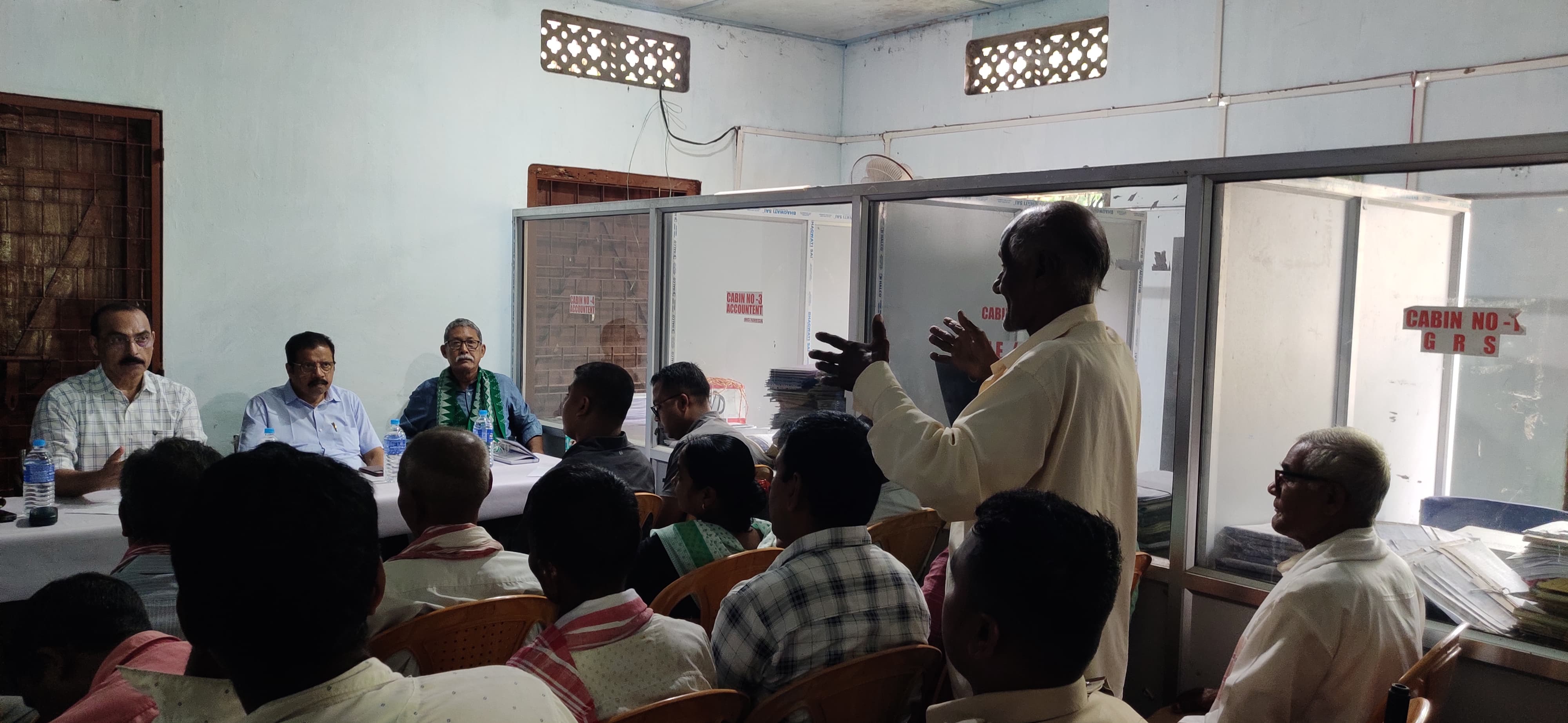 Interaction Panidihing in Progress